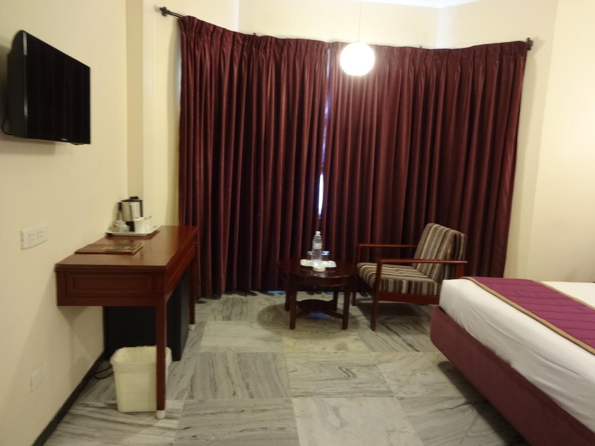Hotel Germanus Maduráj Kültér fotó